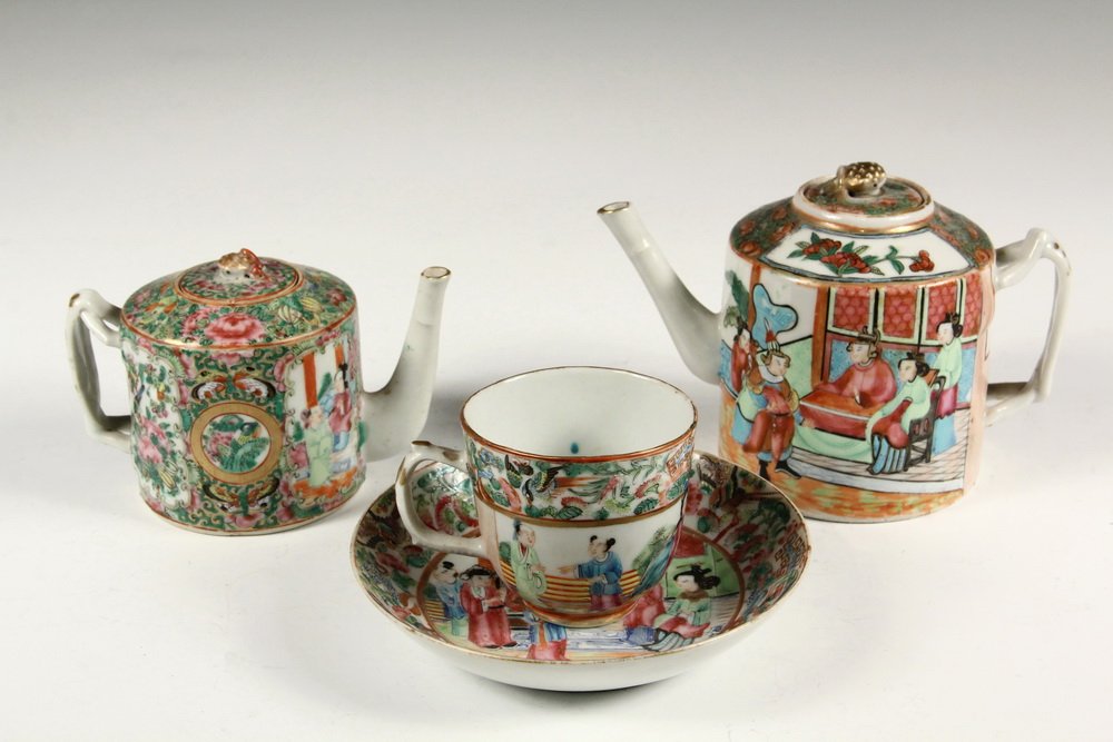 (4 PCS) MINIATURE CHINESE EXPORT PORCELAIN - All early (1 of 2)