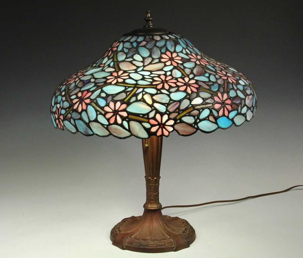 STAINED GLASS TABLE LAMP - Vintage Royal Art Glass (1 of 2)