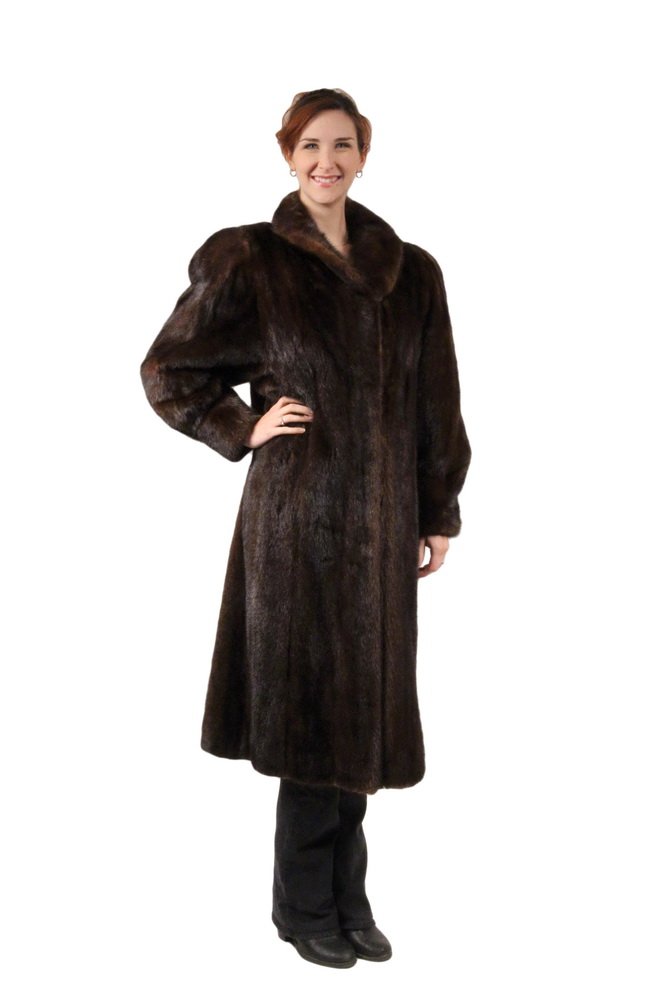 MINK COAT - Full-Length Natural Chocolate Ranch Mink (1 of 4)