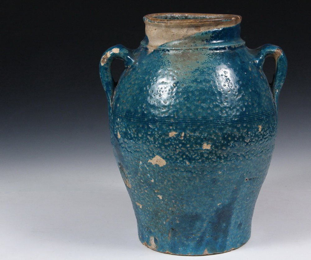 A BLUE ISLAMIC POTTERY VASE Antique Islamic Persian
