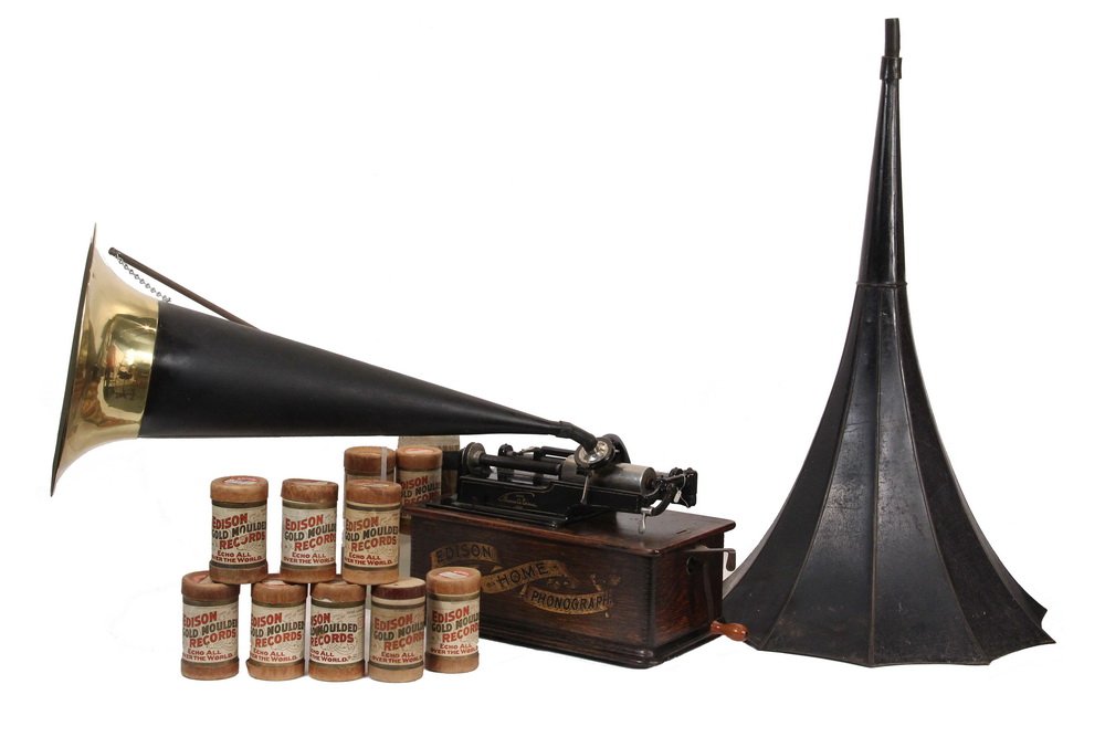 EDISON HOME PHONOGRAPH W/ (2) HORNS, (15) CYLINDERS -: EDISON HOME PHONOGRAPH W/ (2) HORNS, (15) CYLINDERS - Model B "Triumph" Cyinder Phonograph in a natural finish bent oak case with original decal, s/n H190597, circa 1905, includes original crank, a br