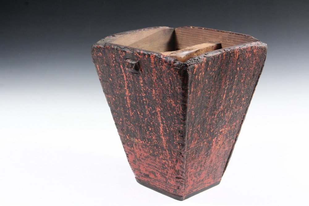 JAPANESE LACQUERED WELL BUCKET - Early Square Wooden (1 of 2)
