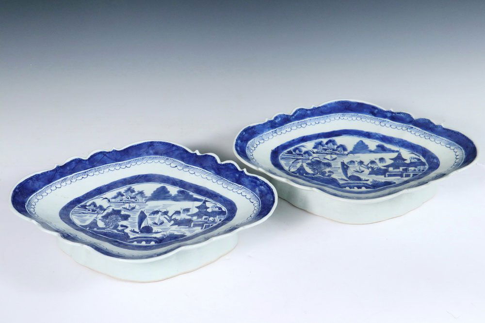 CURRY BOWLS - Pair of 19th c. Chinese Export Blue & (1 of 4)