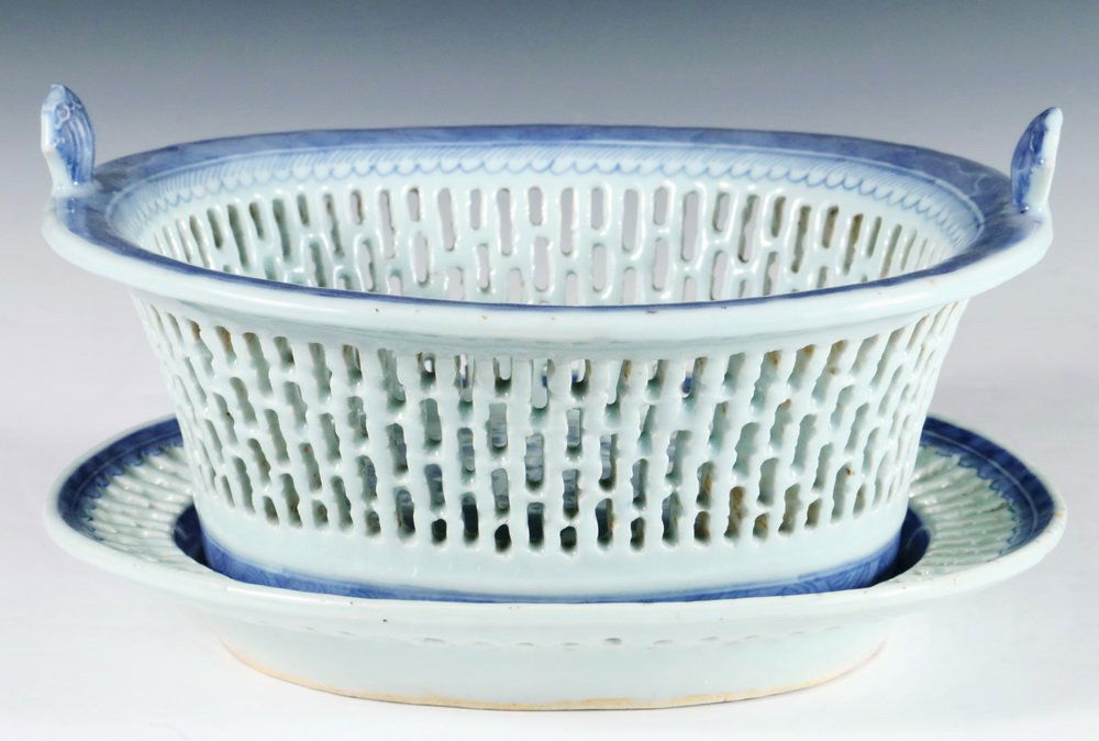 BASKET ON STAND - Early 19th c. Chinese Export Canton (1 of 2)