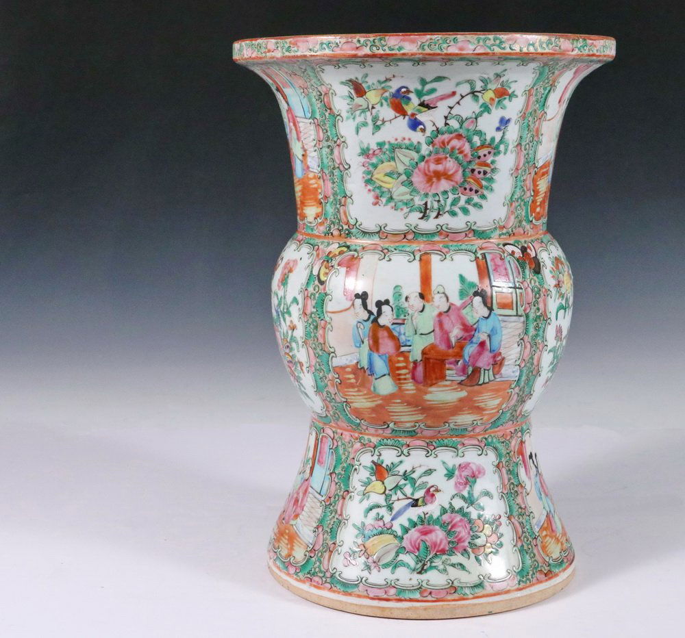 CHINESE EXPORT VASE - Large Gu form Baluster Vase with (1 of 5)