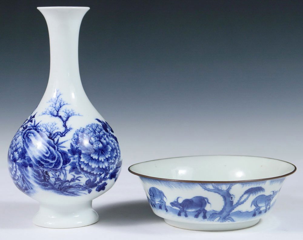 VASE & BOWL - (2) Pcs of 19th c. Chinese Blue & White (1 of 8)