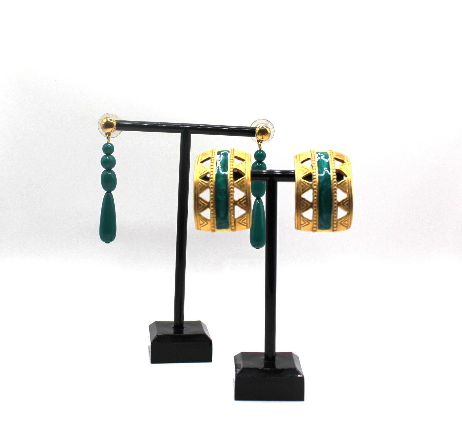 2 Lots of Vintage Monet green designed earrings gold tone settings with beads pierced & enamel clip: 2 Lots of Vintage Monet green designed earrings gold tone settings with beads pierced & enamel clip designDesigner/Brand: MonetMetal Purity: gold tone settingMetal: gold tone settingStone: noneWeight: