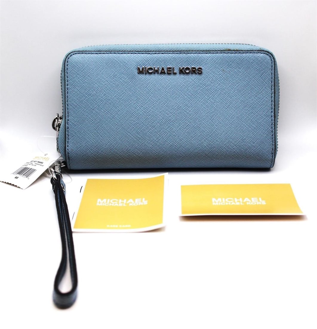 NEW MK JET SET TRAVEL LONG WALLET BLUE LEATHER: Very pretty Never used MK jet set travel long wallet Blue leather
