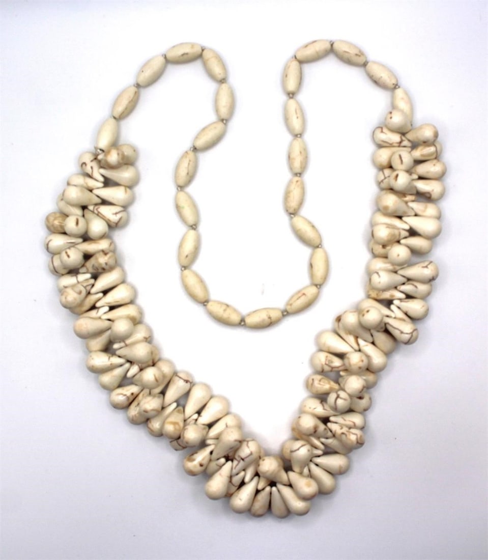 VINTAGE WHITE TURQUOISE BEADS NECKLACE 30" (1 of 4)