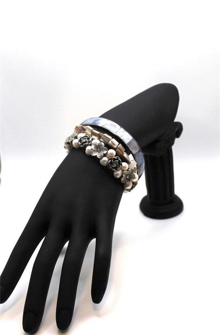 (3) LOTS MOP & FRESHWATER PEARLS BANGLES: Pretty New 3 Lots of Mother of pearls Blue dyed and freshwater pearls bangles Made in Philippines Designer/Brand: Made in Philippines Metal Purity: stainless steel settingsMetal: stainless steel setti