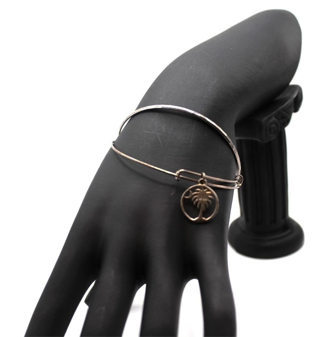 (2) LOTS STERLING DAINTY BANGLES (1 of 3)