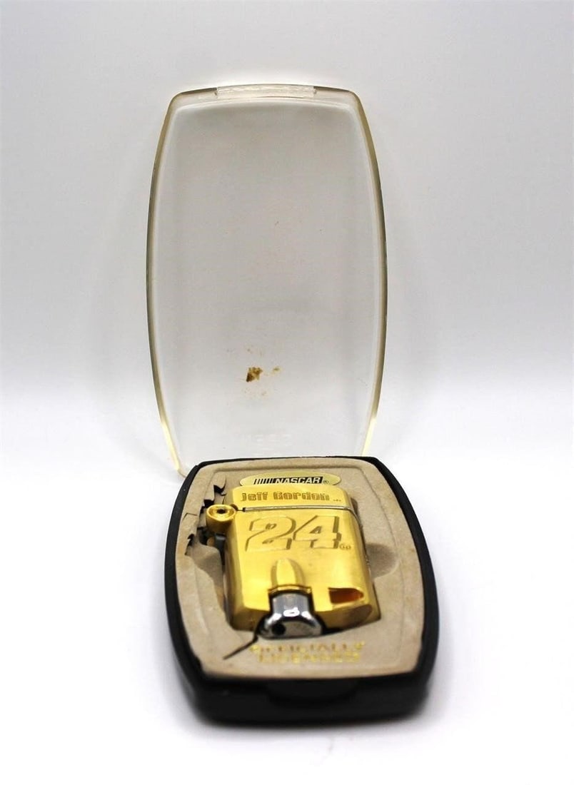 JEFF GORDON NASCAR BUTANE 24 LIGHTER (1 of 3)