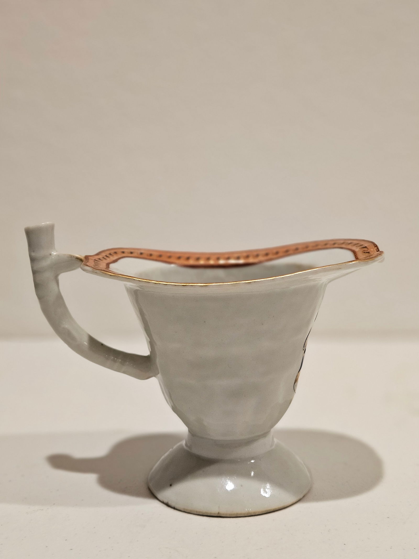 Chinese export porcelain tea cup (1 of 6)