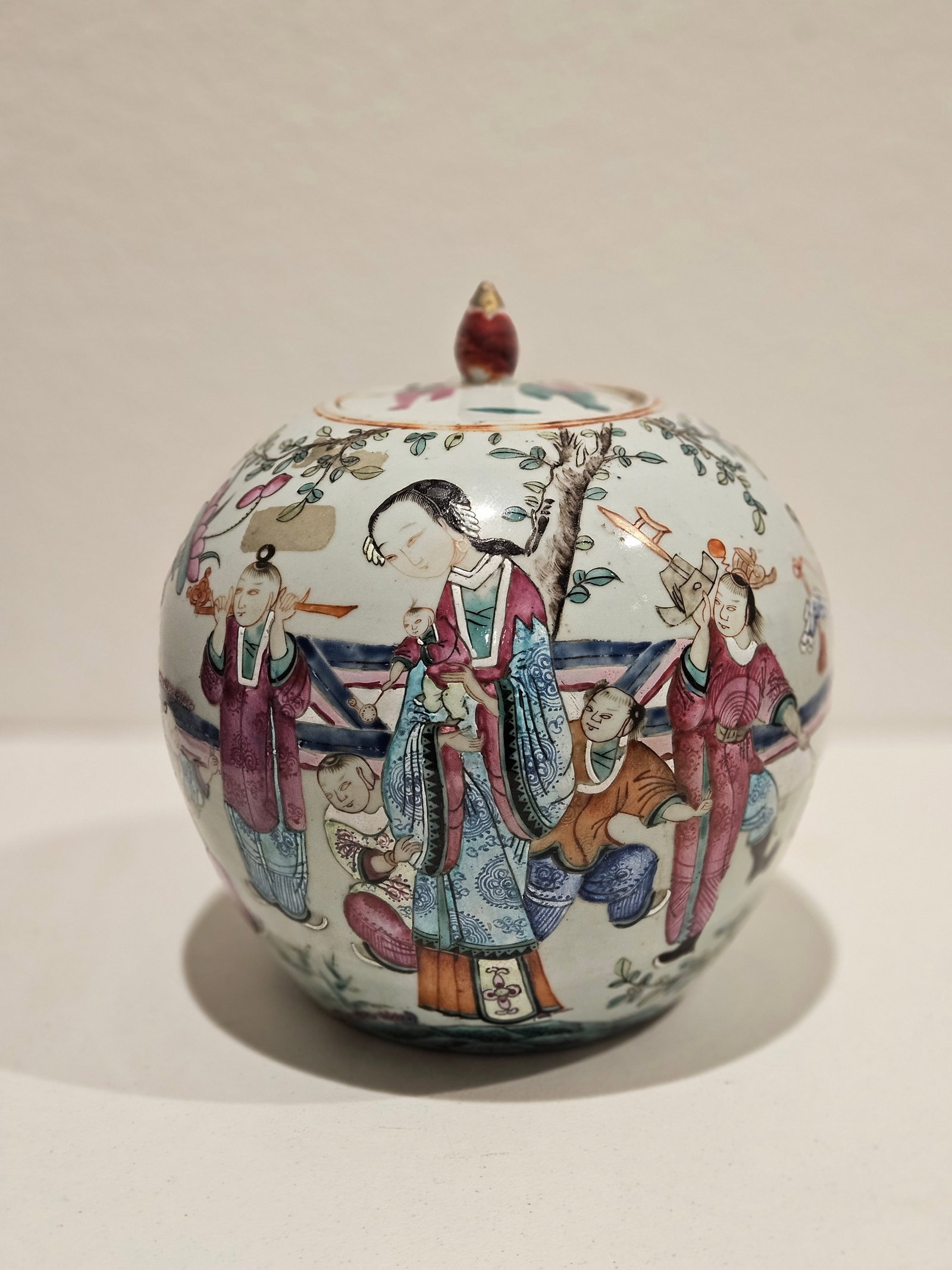 Chinese famille rose porcelain jar: famille rose jar ladies and boy picture 9.5"H 8.5"w