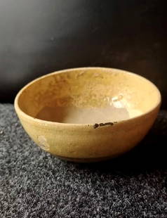 Chinese Ancient Celadon Earthenware Bowl: Chinese Ancient Celadon Earthenware BowlNorthern and Southern Dynasties Period