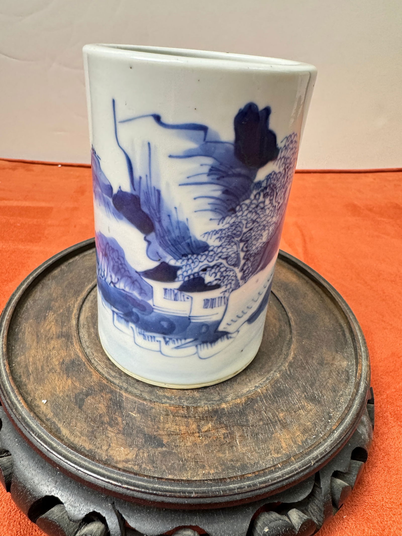 Qing Dynasty Blue and White Brush Pot: Qing Dynasty Blue and White Brush Pot