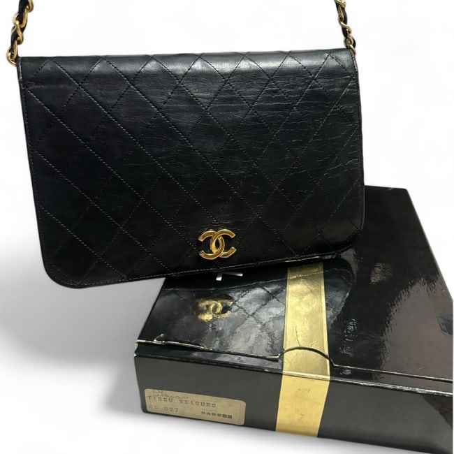 CHANEL 1989’ Vintage Quilted Timeless Full Flap & Original Box (1 of 13)