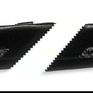 Gucci Twist Lock Black/Silver Bi-Fold Wallet: • Gucci • Certificate Of Authenticity Included • Black • Silver Tone Hardware • Tri Fold • Twist Lock & Snap Closure• Cash Slots • Card Slots • Slip Pocket