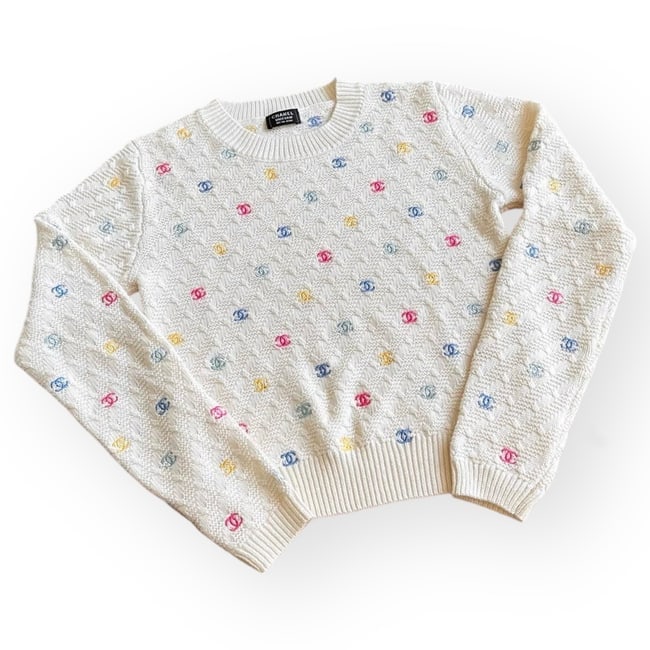 CHANEL Women's White Multi Color CC Long Sleeve UL Sweater: • CHANEL • Women's • Sweater • White • Multicolor CC Logo • Long Sleeve • Available Sizes: Small, Medium, & Large • We Will Contact The Winning Bidder After The