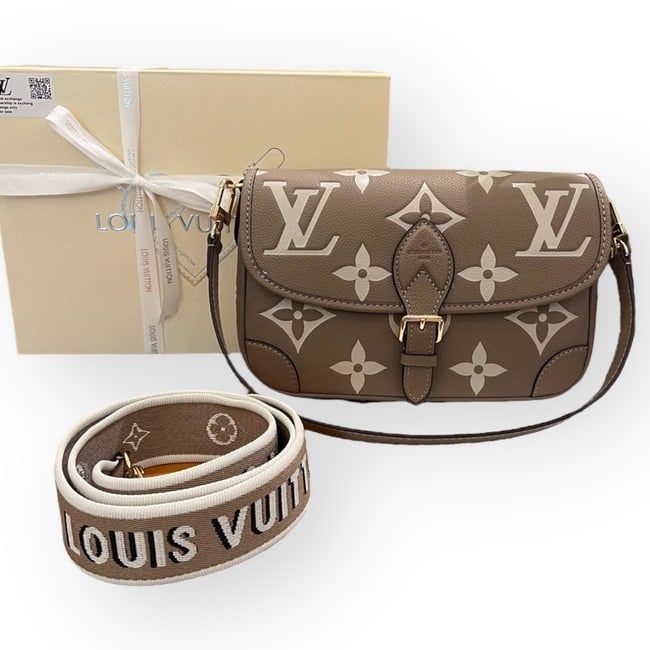 Louis Vuitton Dove/Cream Monogram Diane Beaute Bag & Original Box: • Louis Vuitton • Dove/Cream • Monogram Pattern • Diane • Top Handle Or Shoulder Carry • Removable Top Handle • Removable Shoulder Strap • Buckle Closure •