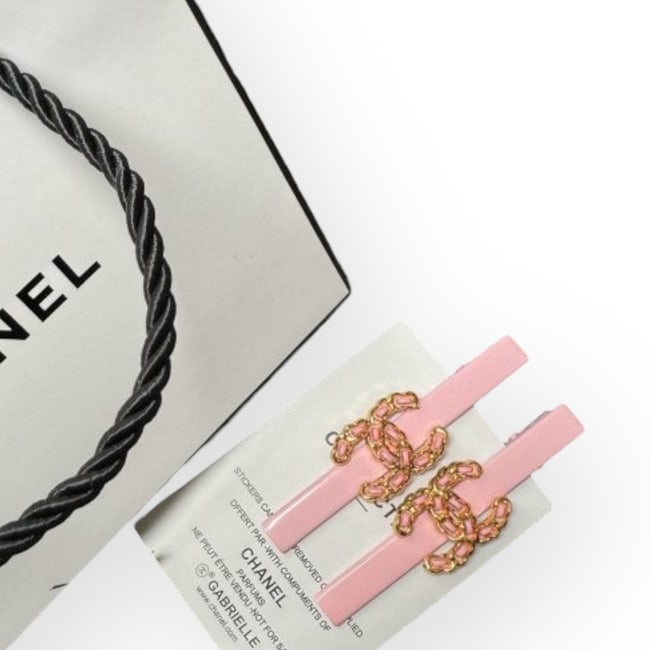CHANEL 2Pc Set Baby Pink/Intertwined CC Logo Rectangle L.A Collection Hair Clips: • CHANEL • 2Pc Set • Gabrielle • Baby Pink • Hair Clips • Long Rectangle Shape • Intertwined CC Logo • Baby Pink Tone Hardware • Unopened/In Original Packa
