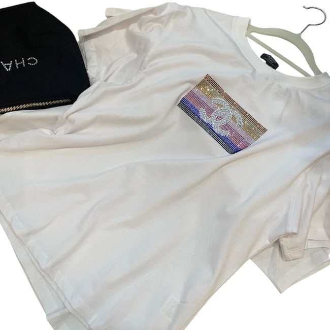 CHANEL U.L Spring Fashion Show T-Shirt & Rhinestone Logo Makeup Bag (Size M): • CHANEL • Uniform Line • Spring Fashion Show VIP T-Shirt • White • Short Sleeves • Multicolor Rhinestone W/ Center Logo • Women's Size Medium (90-130lbs) • Mak
