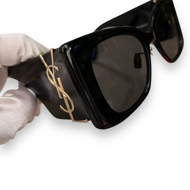 YSL Black/Gold Side Logo Beaute Sunglasses & Original Box: • Saint Laurent (YSL) • Women's • Certificate Of Authenticity Included • Original Box, Case, & Cleaning Cloth Included • Black • Gold Accents • Side Logo • Over