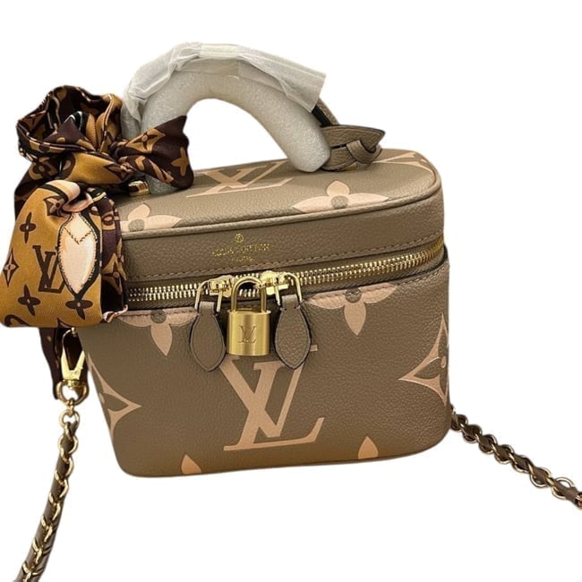 Louis Vuitton Beige/Creme Vanity Beaute Case, Liner, & Original Box (1 of 9)