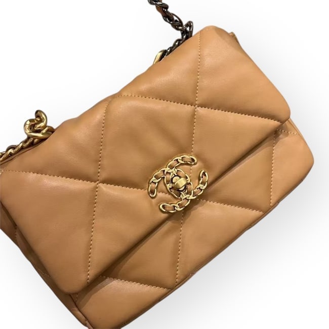 CHANEL Toffee Quilted 19 Beaute Shoulder Bag & Original Box (1 of 9)