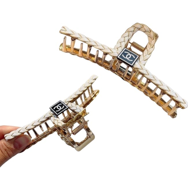 CHANEL 2Pc Set Lg White/Gold Rope Detail Beaute Hair Clips & Original Box (1 of 4)