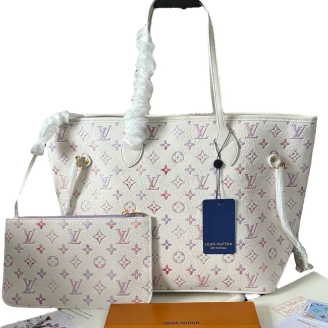 Louis Vuitton Stardust Purple Monogram/Gold Neverfull MM Beaute Bag & Removable Pouch (1 of 8)