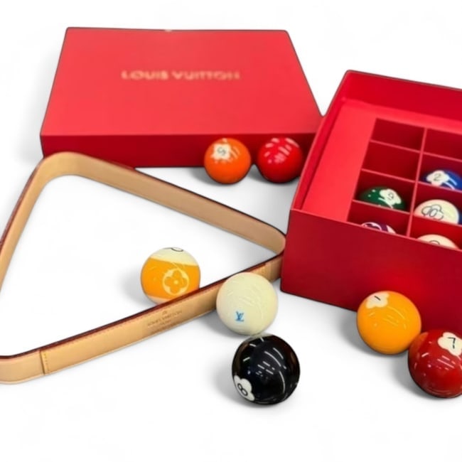 Louis Vuitton Ed Collectors Piece Dynasphere Edition Pool Gift Set: • Louis Vuitton Edition • Collectors Piece • Gift Set • All 16 Balls Included • Rack Included • Original Box Included • Dynasphere Set • Notice: The Thick White