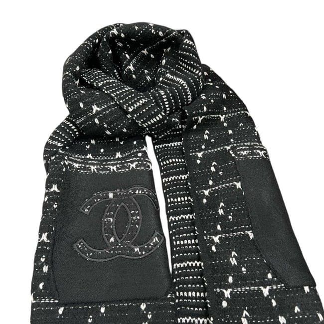 CHANEL Black & White Beaute Scarf W/ Pockets & Original Box (1 of 7)