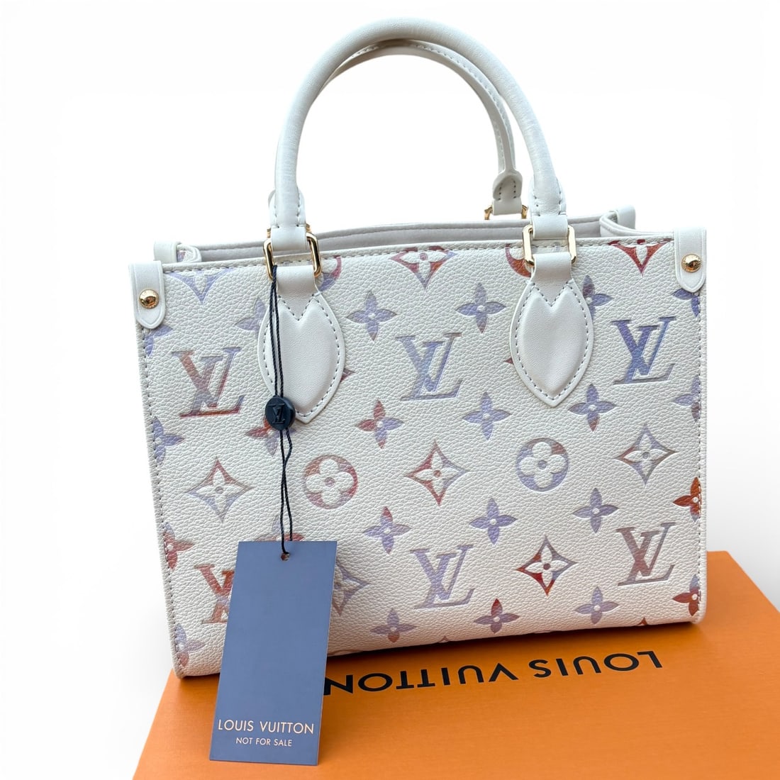 Louis Vuitton Stardust Purple Monogram OnTheGo PM Beaute Bag (1 of 10)