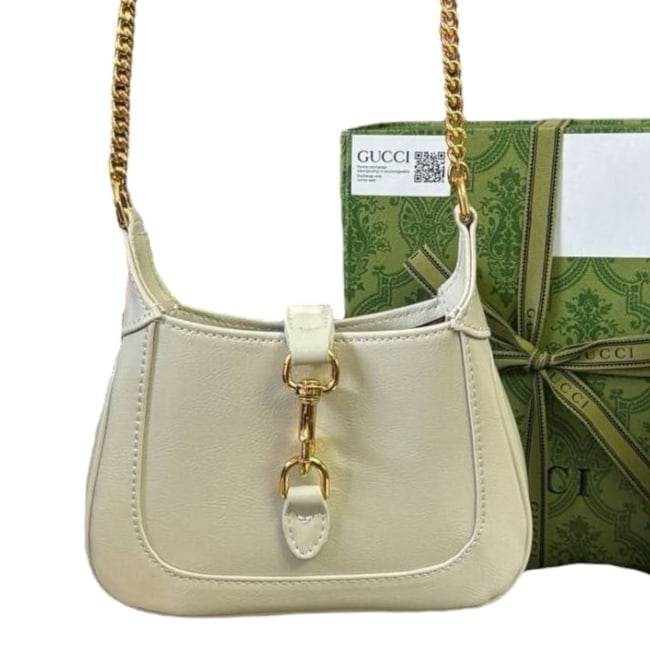 Gucci White/Gold Jackie 1961 Chain Strap Beaute Bag & Original Box (1 of 8)