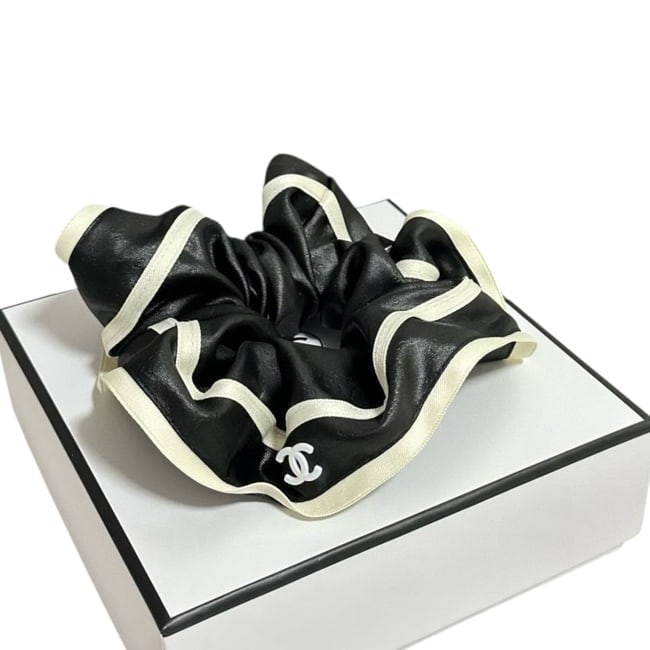 CHANEL Black/Creme Striped CC Logo Beaute Hair Scrunchy: • CHANEL • Hair Scrunchy • Black • Creme Accents • Striped Detail • CC logo • Original Gift Bag Included