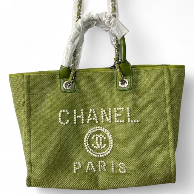 CHANEL XL Lime/Silver Pearl Deauville Beaute Bag & Original Gift Bag (1 of 12)