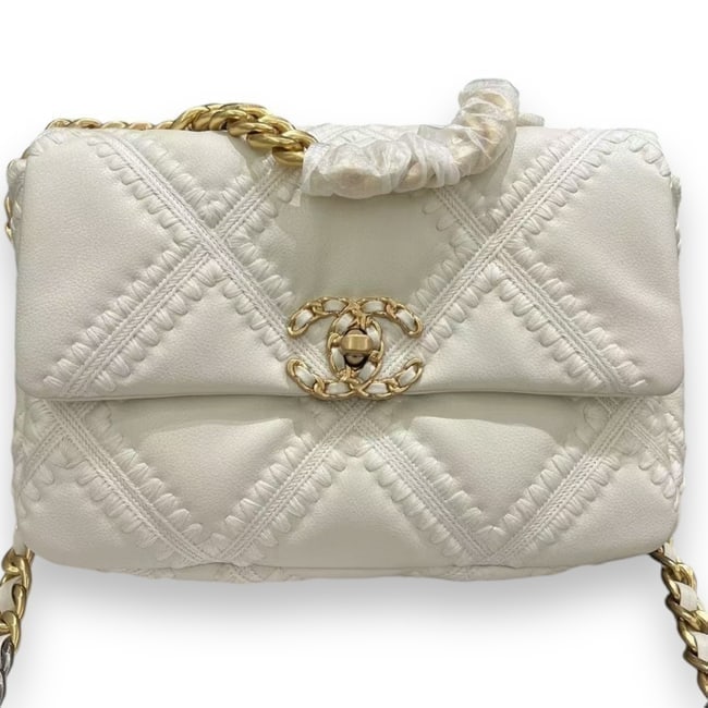 CHANEL White Quilted Lace 19 Beaute Shoulder Bag & Original Box (1 of 8)
