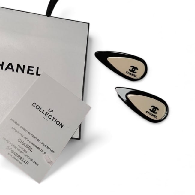 CHANEL 2Pc Lg Black/Tan Tear Drop Beaute Hair Clips & Gift Bag (1 of 2)