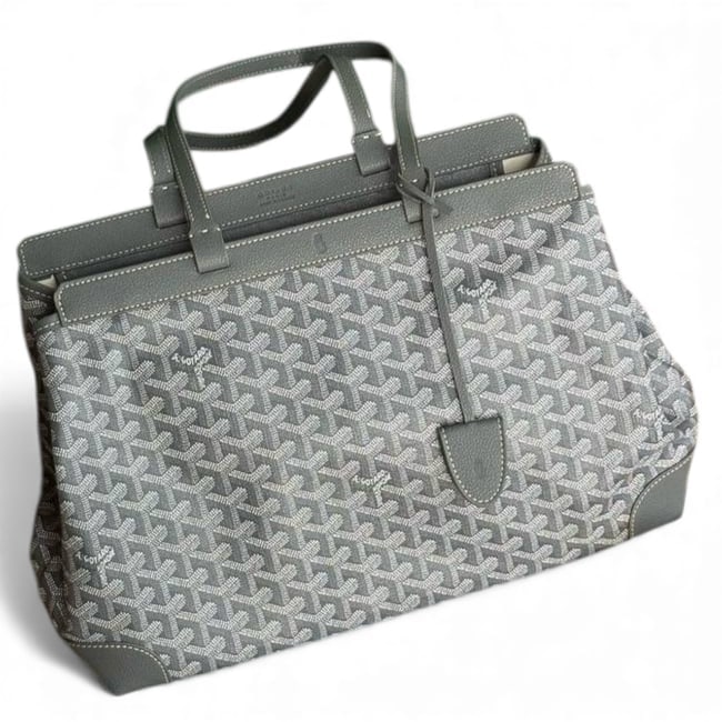 Goyard Grey Chevron Print Bellechasse Beaute Bag & Gift Bag (1 of 9)
