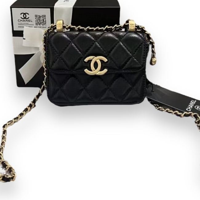 CHANEL Black/Gold Quilted Perfect Fit Coin Purse Beaute Bag & Original Box (1 of 8)