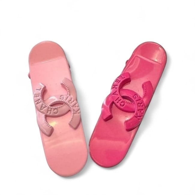 CHANEL 2Pc Hot Pink/Pink CC Long Oval Hair Clips & Gift Bag: • CHANEL • L.A. Collection • Gabrielle • 2Pc Set • Hair Clips • Hot Pink & Pink • CHANEL PARIS Engraved CC Logos • Pink Tone Hardware • Shape: Long Oval <b