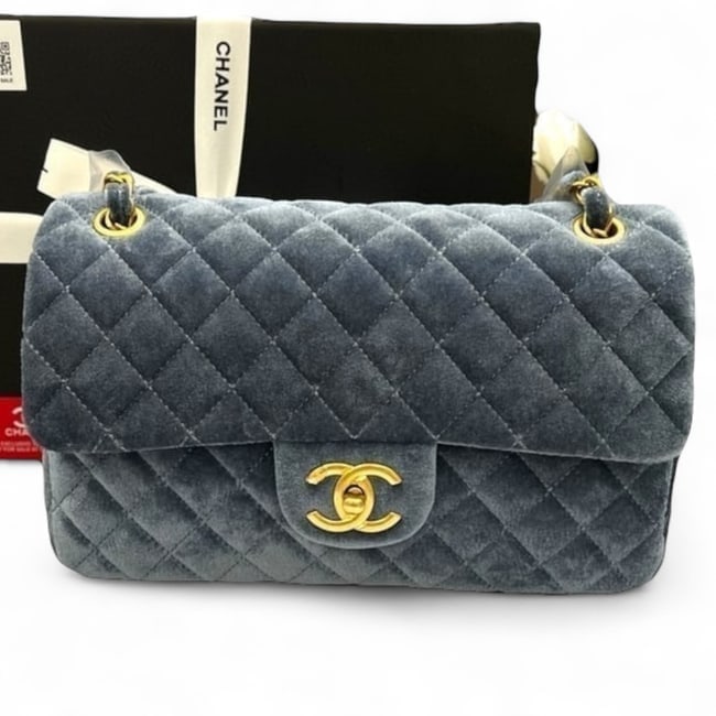 CHANEL Blue Velvet/Red Med Flap Beaute Bag & Original Box (1 of 9)
