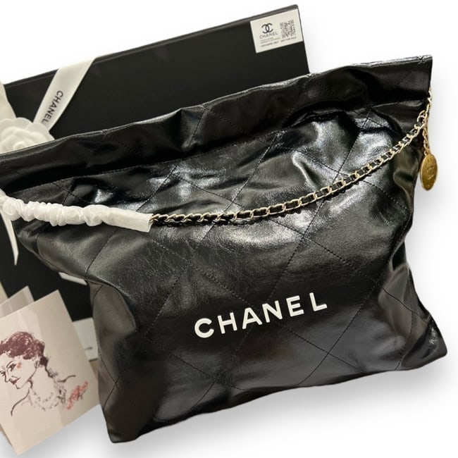 CHANEL LG Black/Gold Quilted 22 Shiny Beaute Bag & Pouch (1 of 5)