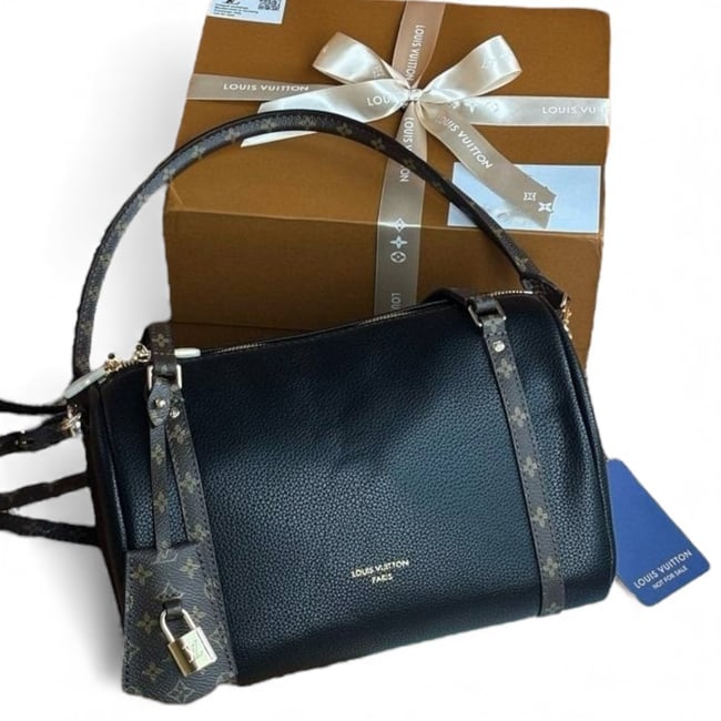 Louis Vuitton Black/Monogram Express PM Beaute Bag & Original Box (1 of 9)