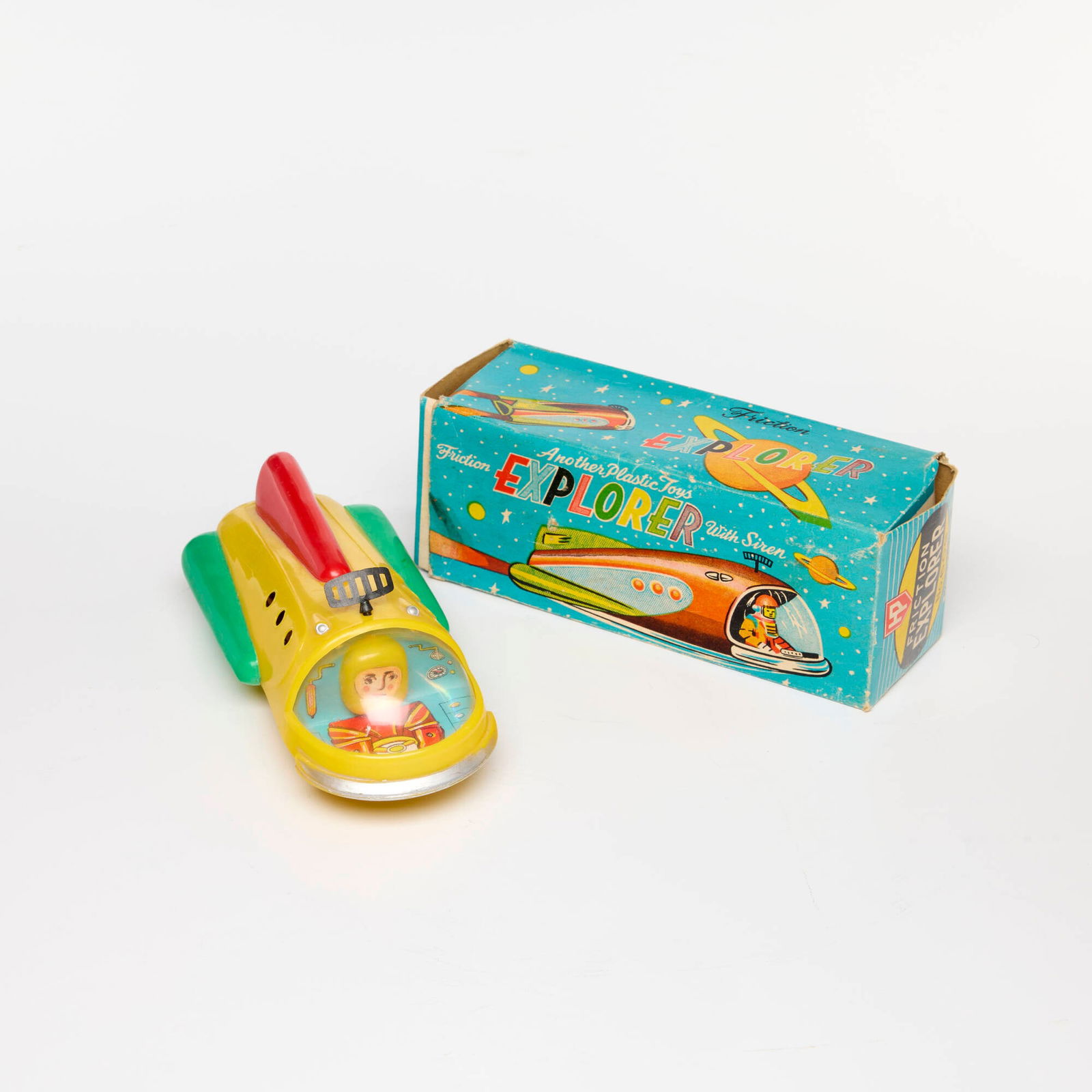 Early HP Hong Kong Plastic Friction Explorer Spaceship (1 of 2)