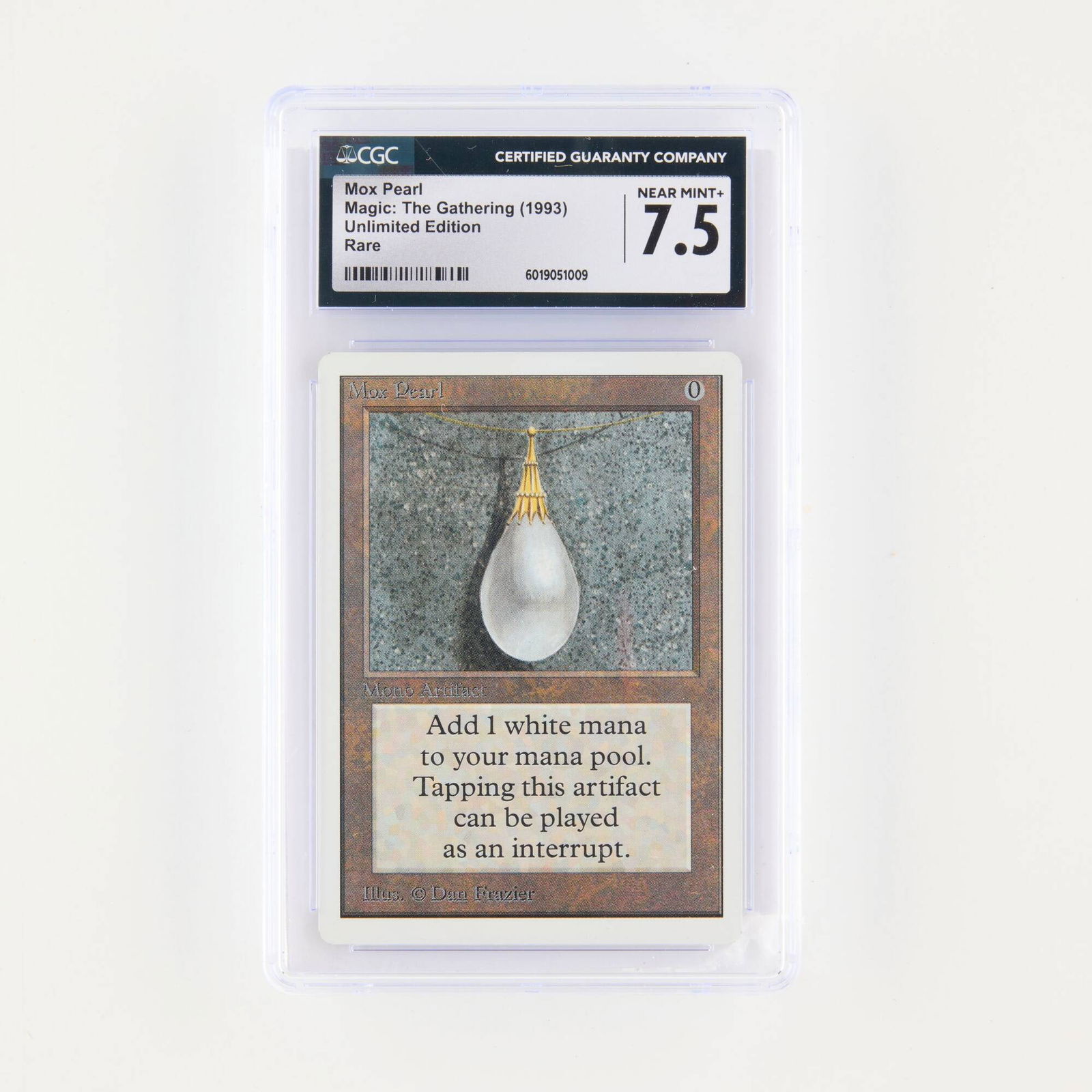 1993 Magic: The Gathering Unlimited Edition Mox Pearl Trading Card CGC 7.5 (1 of 2)