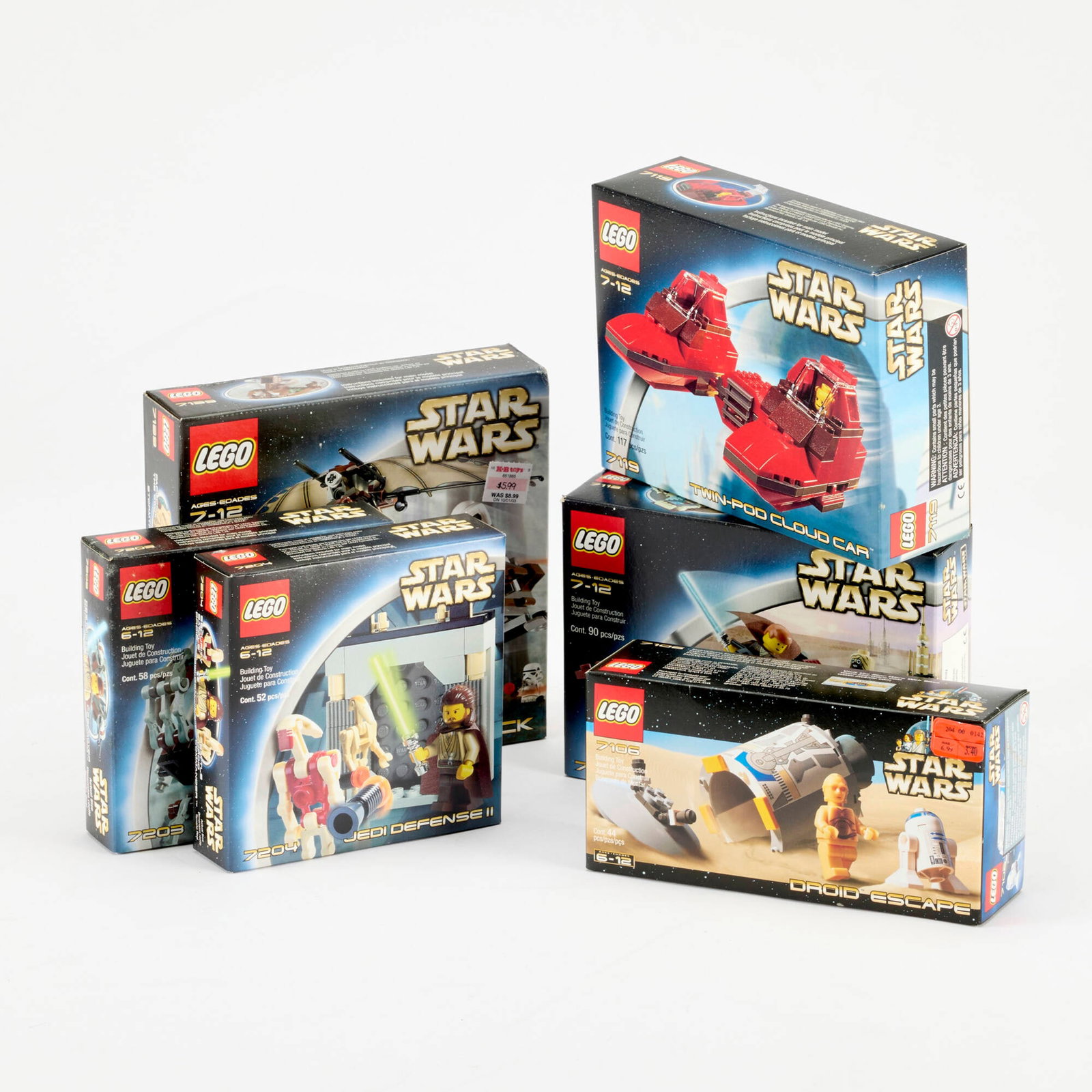 6PC 2001-02 LEGO Star Wars Group Factory Sealed: 6PC 2001-02 LEGO Star Wars Group Factory Sealed USA, 2001-02 Group includes: 2001 Droid Escape 7106 2002 Tusken Raider Encounter 7113 2002 Twin-Pod Cloud Car 7119 2002 Ewok Attack 7139 2002 Jedi Defen