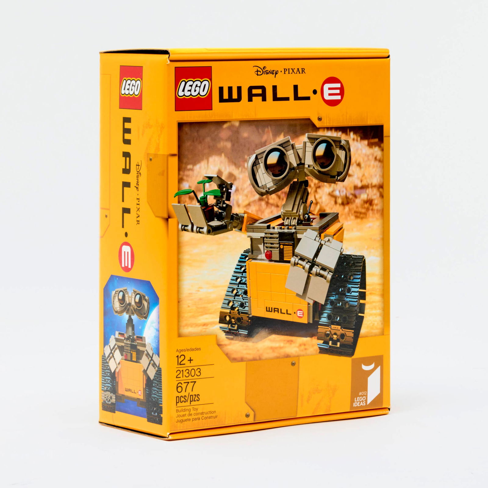 2015 LEGO Ideas Wall-E Wall-E 21303 Factory Sealed: 2015 LEGO Ideas Wall-E Wall-E 21303 Factory Sealed USA, 2015 10.5 h x 7.5 w x 3.5 d in (27 x 19 x 9 cm) Lego Ideas #012. Set contains 677 pieces. Condition Notes: Factory sealed. Slight 3.5 inch