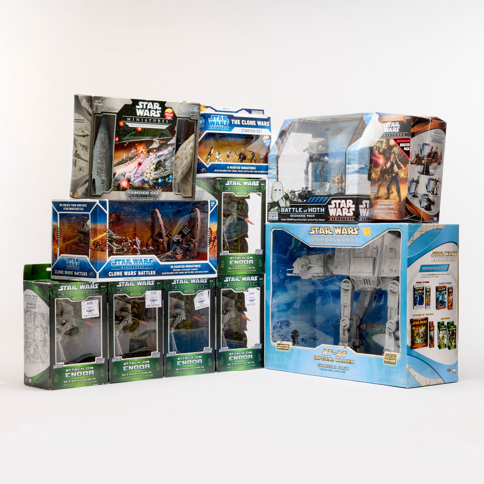 10PC 2005-08 Wizards of the Coast Star Wars Miniatures Collectable Miniature Game Group (1 of 2)